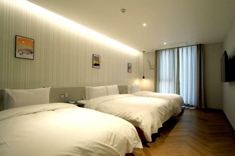 Perfect Hotel Gimhae Exterior foto